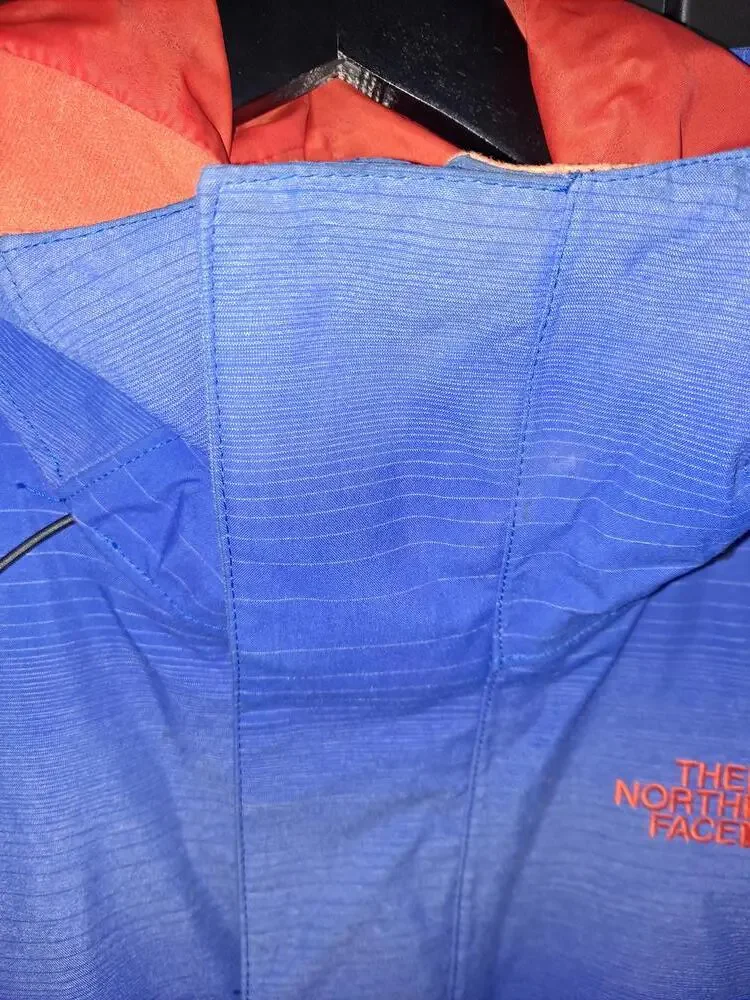 THe North Face 2 Tone‎ Blue and Red Coat with Inside Pockets Size Small